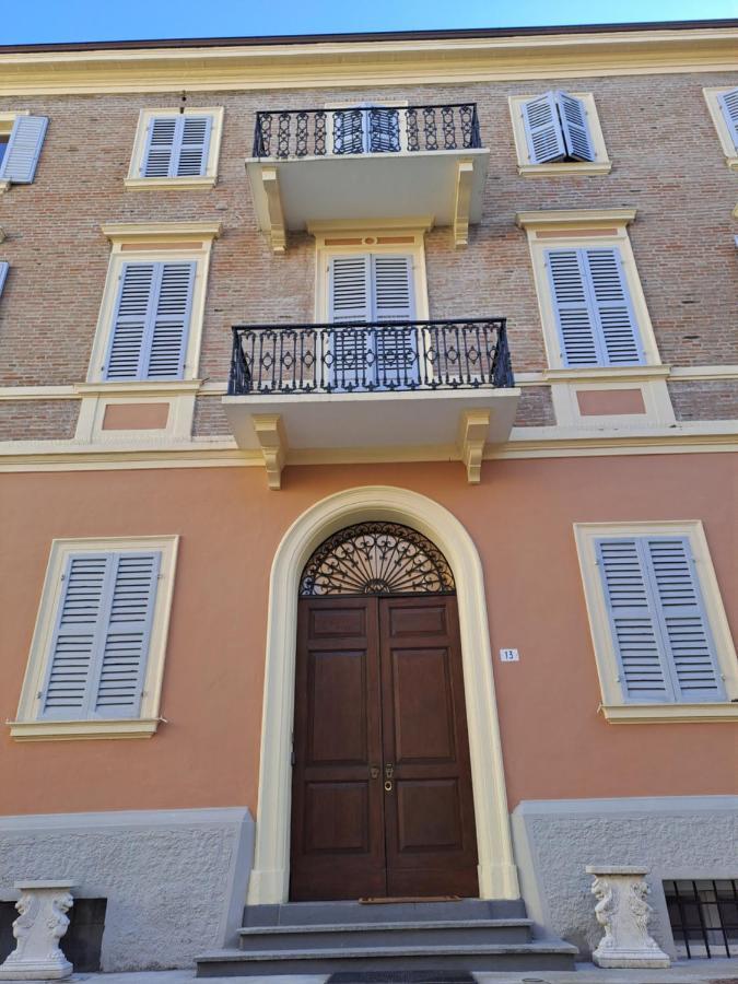 Residence Del Centro Modena Exterior photo